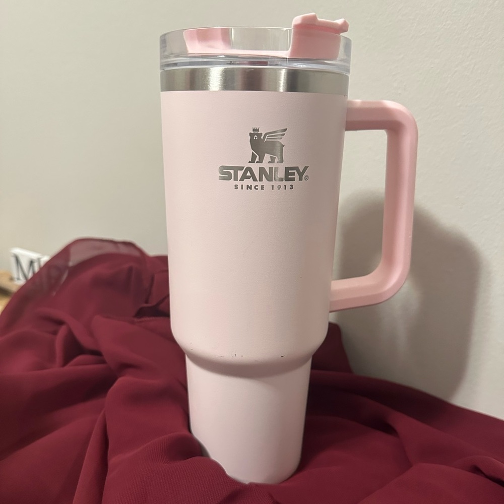 Stanley Petal Tumbler 40 oz